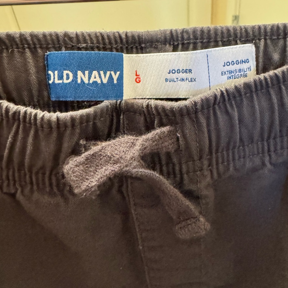 Gray Men's Shorts large - Picture 3 of 3